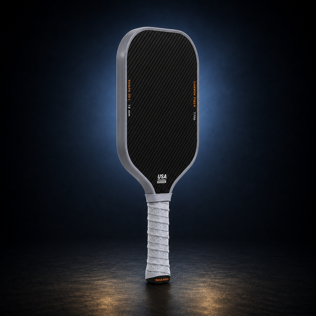 Aldren Signature Onyx II T700 paddle, upright dark studio three-quarter view — ALDREN_DARK_53183338185071_ANGLE